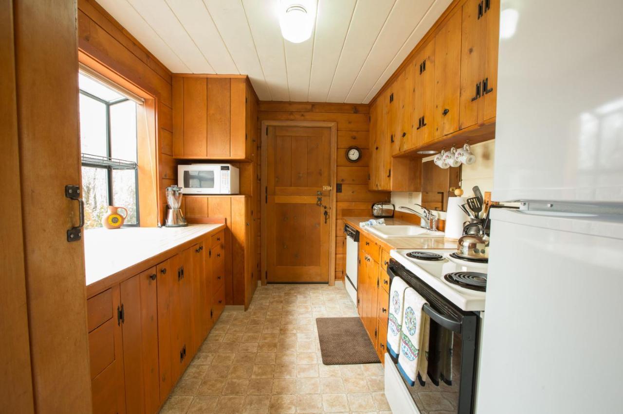 Mirror Pond Bungalow Bend Exterior photo