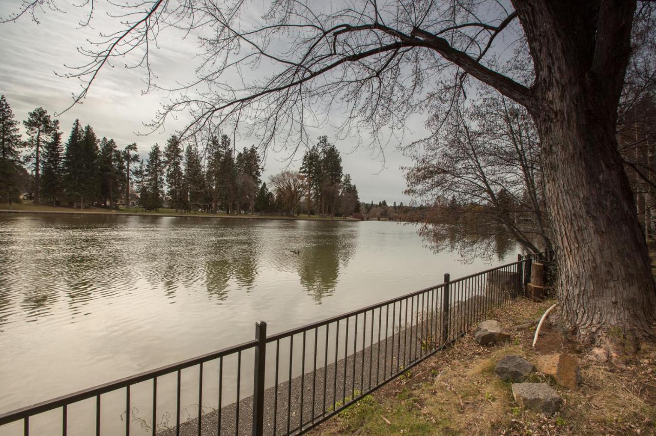 Mirror Pond Bungalow Bend Exterior photo
